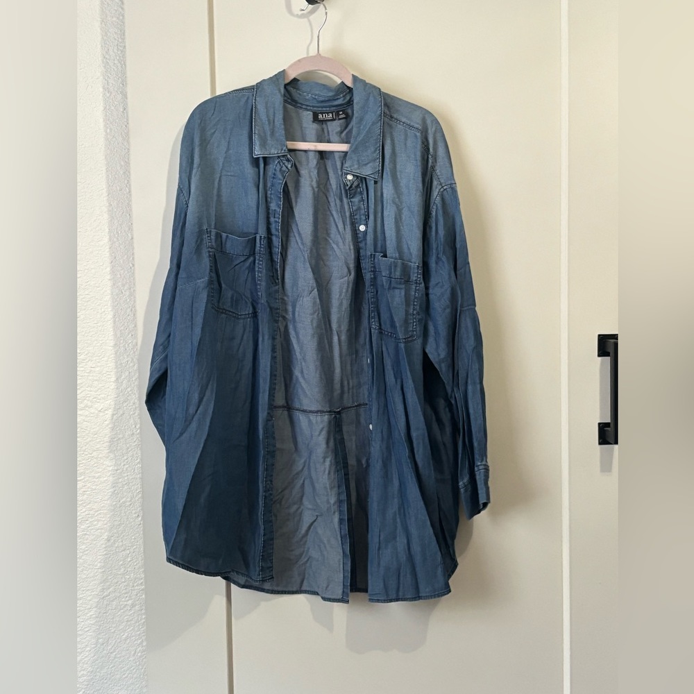 a.n.a. Light denim shirt/jacket 2X